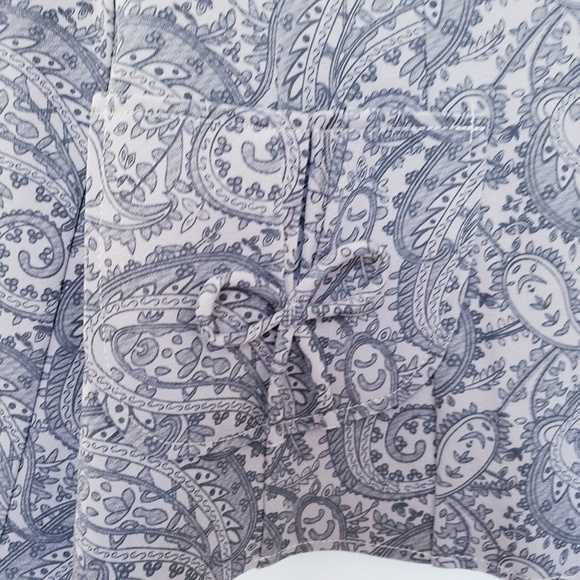 💟🤍T. Milano gray paisley print blazer Sz14 - Picture 4 of 9